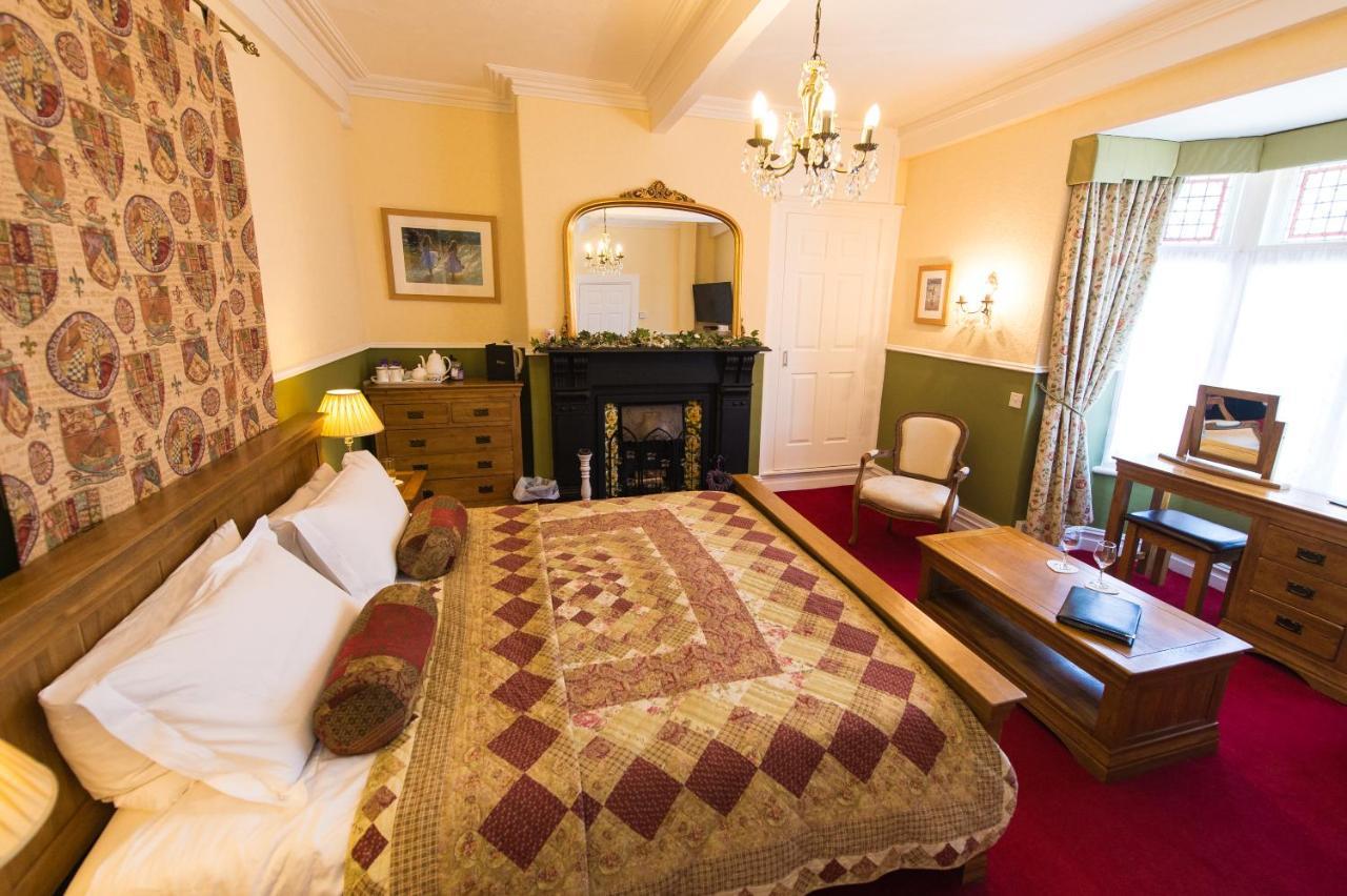 Victoria House Room Only Accommodation Caernarfon Exteriör bild